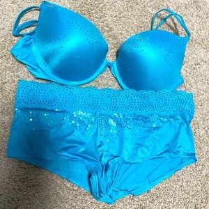 Victorias Secret Push-up Bra & panty lingerie set 34D/L
